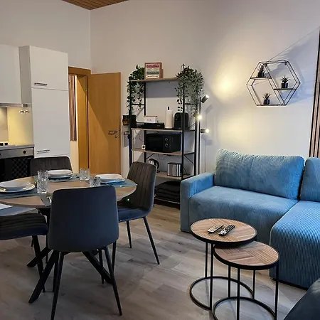 Apartamento Dein Zuhause In Passau, Modern, Zentral, Parkplatz, Küche, Terasse *