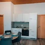 Apartament Dein Zuhause In Passau, Modern, Zentral, Parkplatz, Kueche, Terasse *