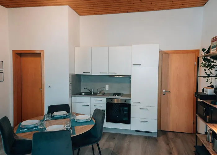 Apartment Dein Zuhause In Passau, Modern, Zentral, Parkplatz, Kueche, Terasse *